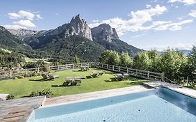 Sonus Alpis - Adults Only